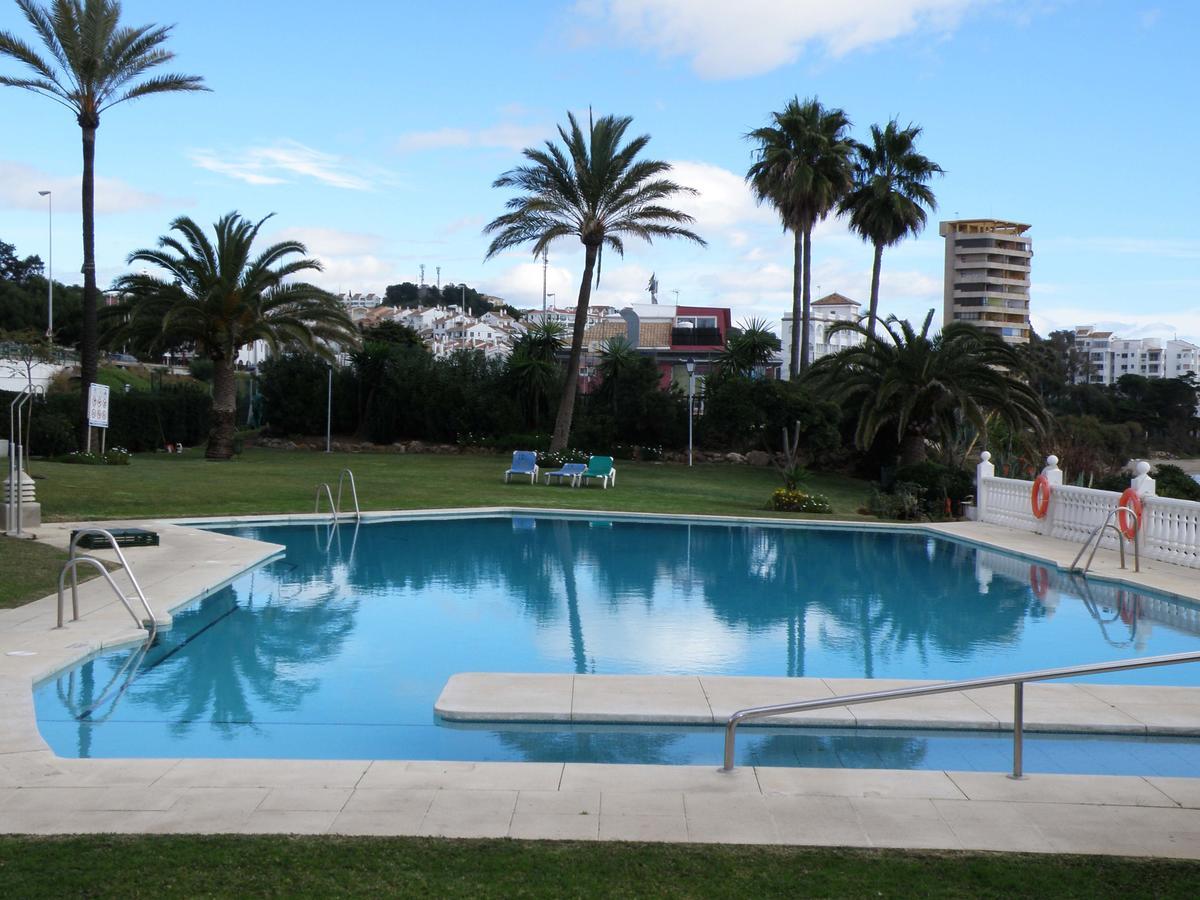 Apartamento En La Playa Apartment Mijas Costa Exterior photo