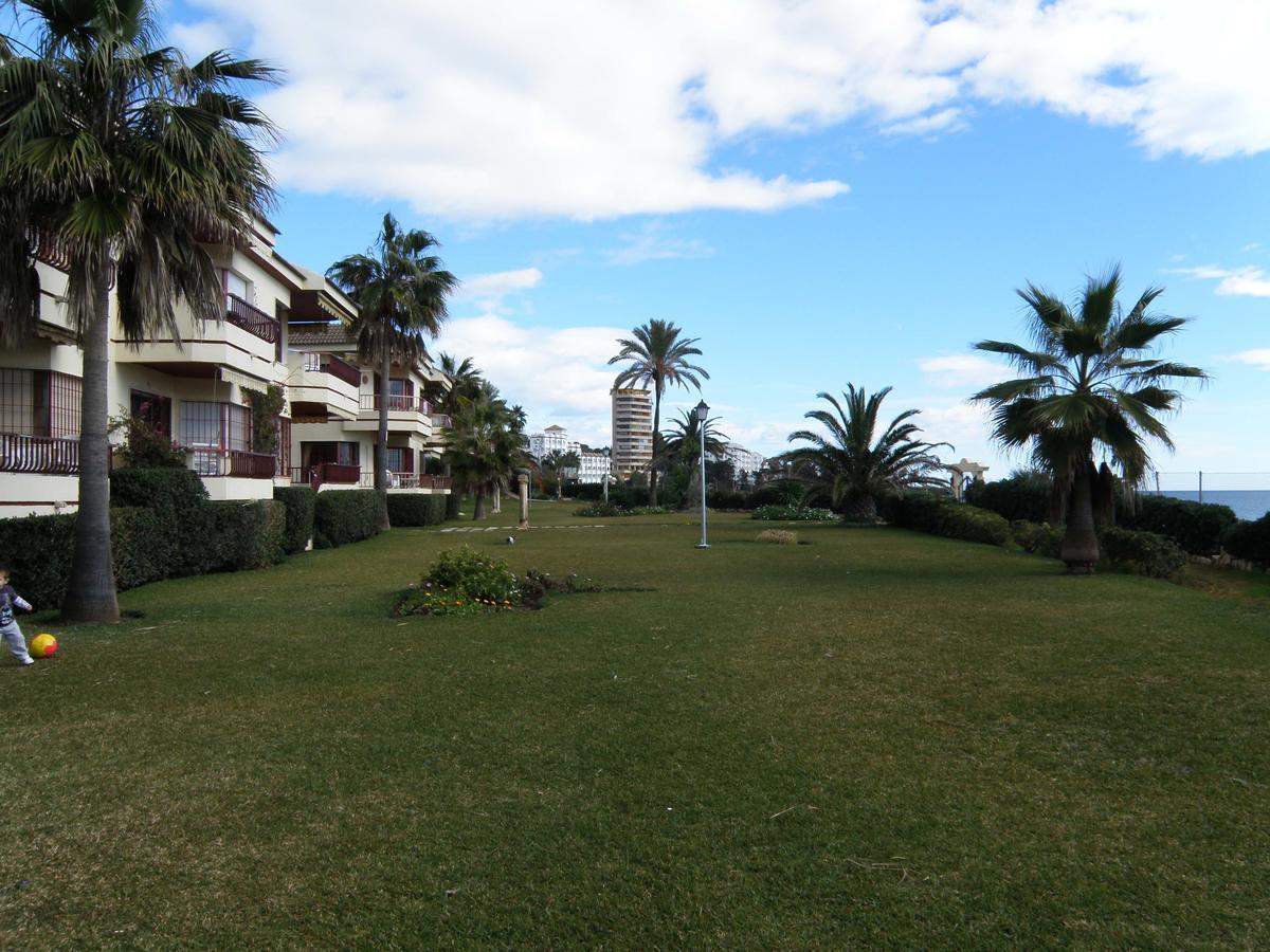 Apartamento En La Playa Apartment Mijas Costa Exterior photo
